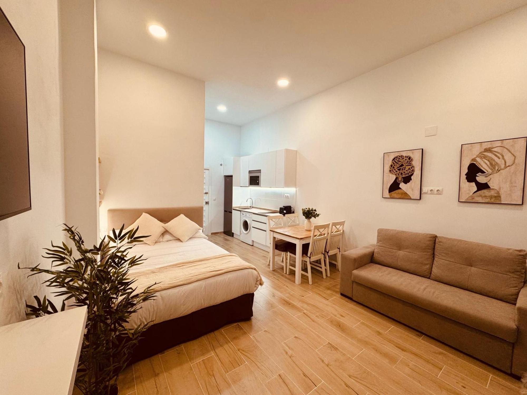 Mia's Benalbeach Apartment